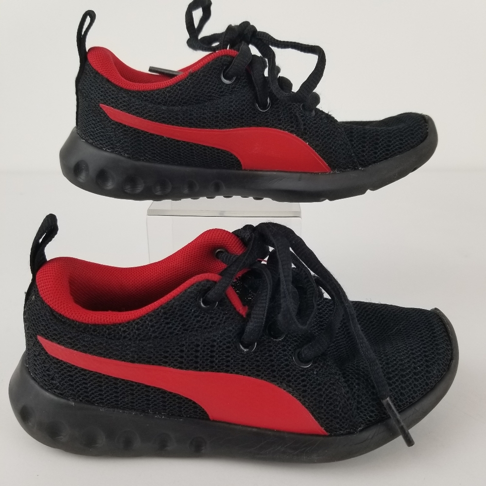 Puma Black/Red Size 11C